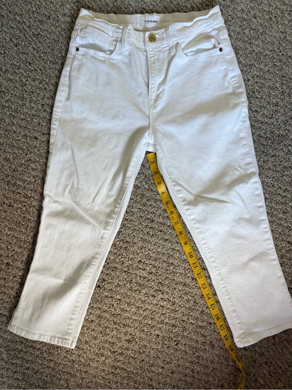 Frame Denim White Cropped cropped Jeans. Size 28